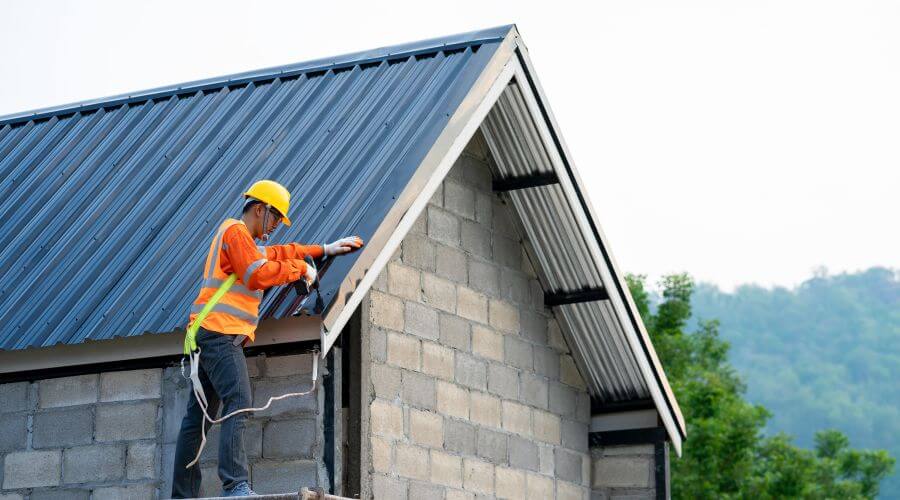 Expert top industrial roofings services in Helendale, CA